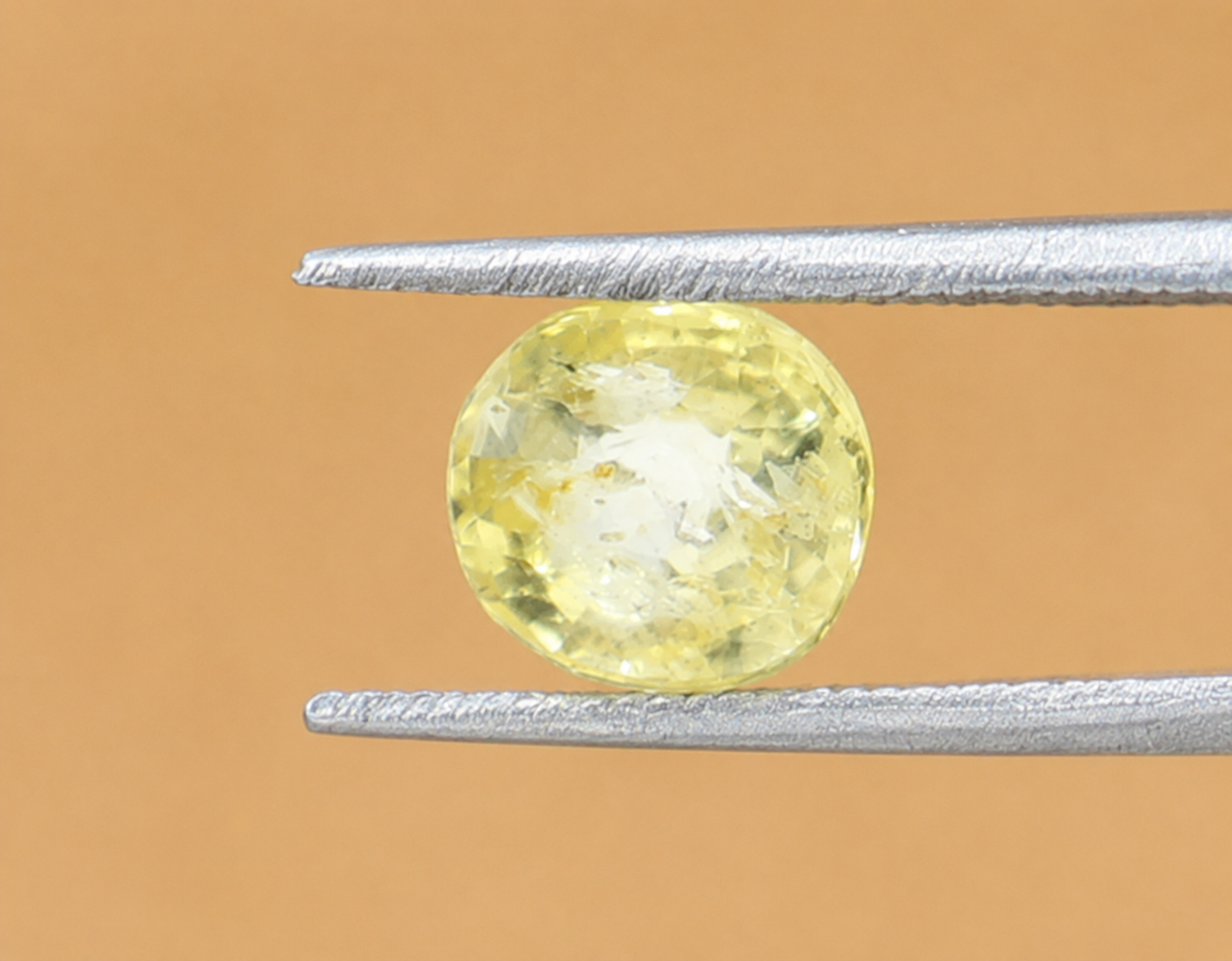 Yellow Sapphire (Pukhraj) 1.87 Ct